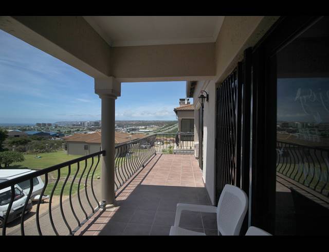 3 BEDROOM TOWNHOUSE FOR SALE IN ISLAND VIEW